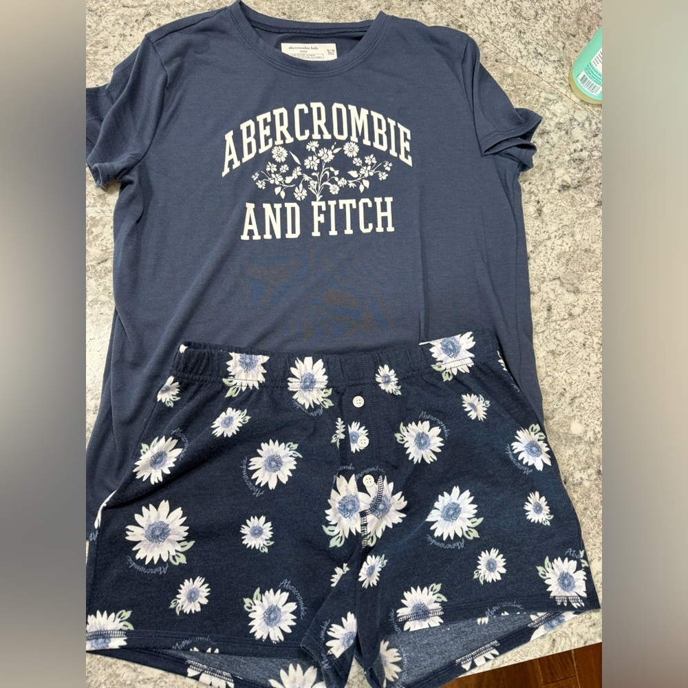 Abercrombie Kids Pajamas 15/16 NWOT